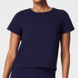 1X • SPANX •  Navy Perfect Pleated Back Short Sleeve Top • 20975R